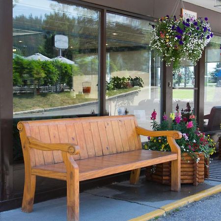 Tonquin Inn Jasper Ngoại thất bức ảnh