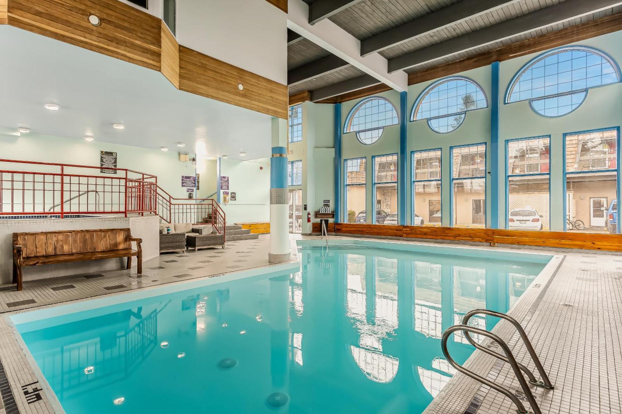 Tonquin Inn Jasper Ngoại thất bức ảnh